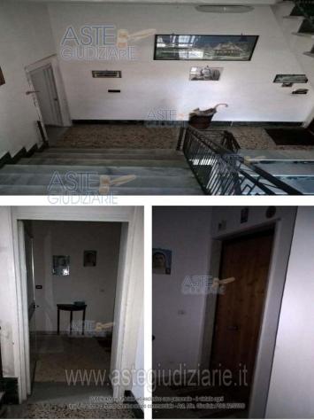 IMMOBILI-IMMOBILE RESIDENZIALE-via Serroni - Foto 3