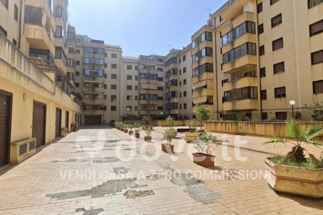 Appartamento di 120 m² con 4 locali e posto auto in vendita a Messina - Foto 5