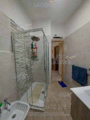 IMMOBILI-IMMOBILE RESIDENZIALE-Traversa II Fosso del Lupo, 8, 80144 Napoli NA, Italia - Foto 2