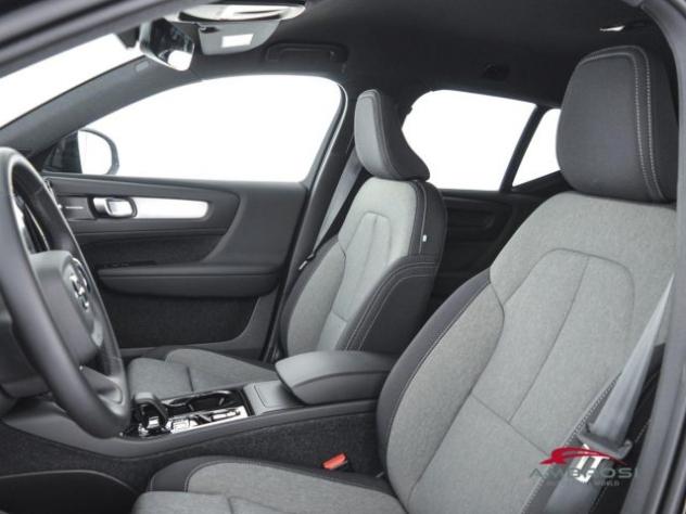 VOLVO XC40 B3 Mild hybrid Benzina Plus Dark rif. 23734701 - Foto 9