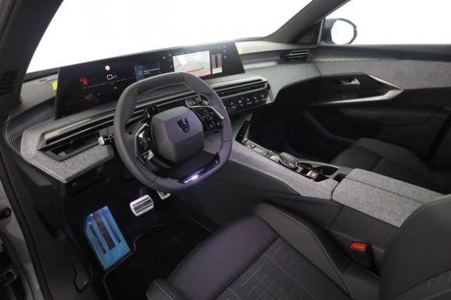 PEUGEOT 5008 3ª serie Hybrid 145 e-DCS6 GT rif. 23956509