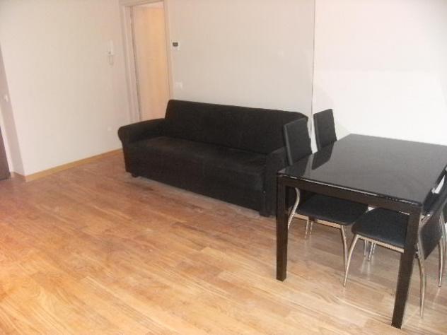Milano - ottimo Biolcale Piano rialzato Corso Sempione 15 - Mq 48 . info tel 3337486559 - 3384983769 - Foto 3