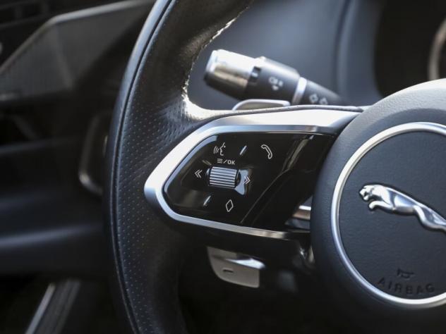 JAGUAR XE (X760) XE 2.0 250 CV aut. R-Dynamic SE - Foto 10