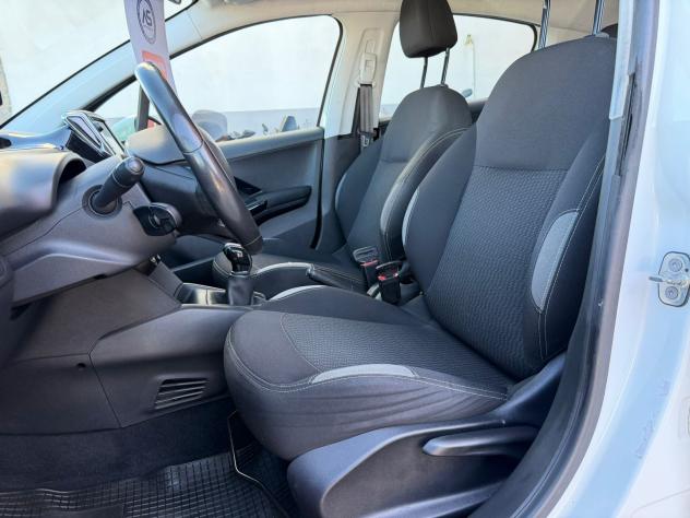 Peugeot 208 1.2 PureTech 5p 2017 UNIPRO 67000km!!! - Foto 6