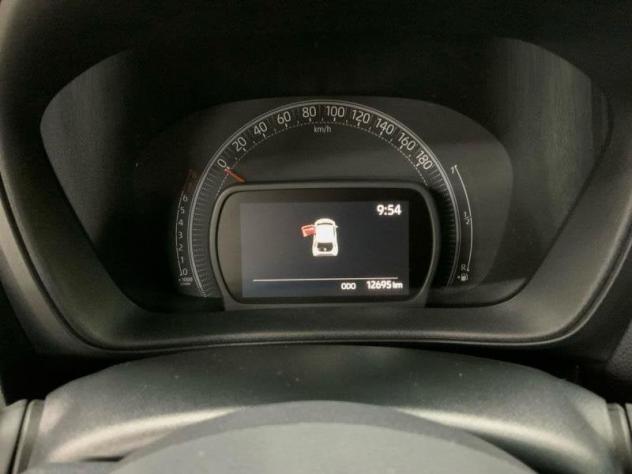 Toyota Aygo X 1.0 VVT-i 72 CV 5 porte Trend - Foto 10