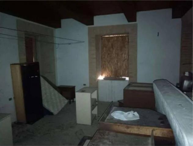 Immobile in asta di 290 m² con più di 5 locali in vendita a Pergola - Foto 4