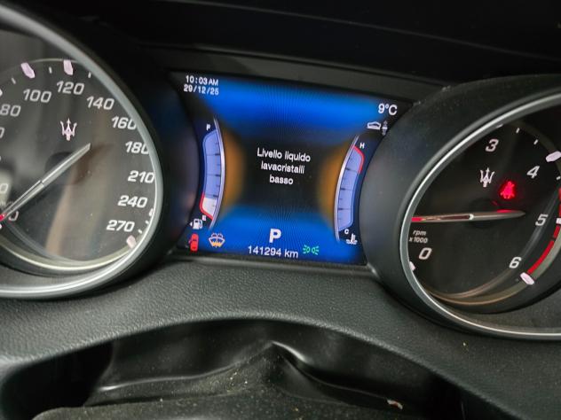 Maserati Levante V6 TETTUCCIO APRIBILE E PANORAMICO - Foto 10