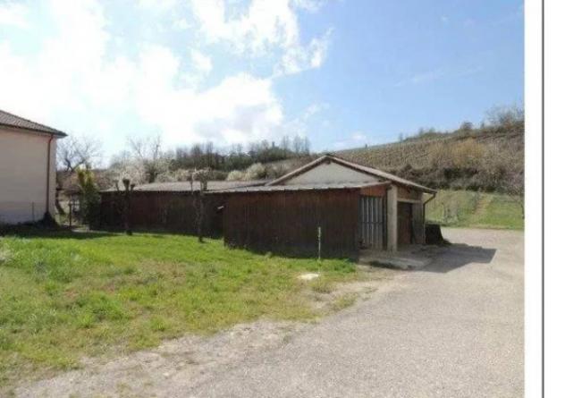 Immobile in asta di 206 m² con più di 5 locali e box auto doppio in vendita a Cigognola - Foto 3