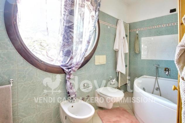 Villa di 210 m² con 4 locali in vendita a Porto Valtravaglia - Foto 17