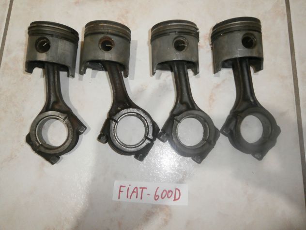 BIELLE E PISTONI PER FIAT 600d FANALONA RIF.4060547 CONNECTING RODS AND STRIPS