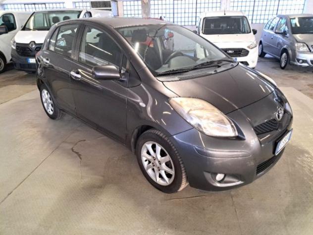 TOYOTA Yaris 1.3 5 porte Sol rif. 23719367 - Foto 2