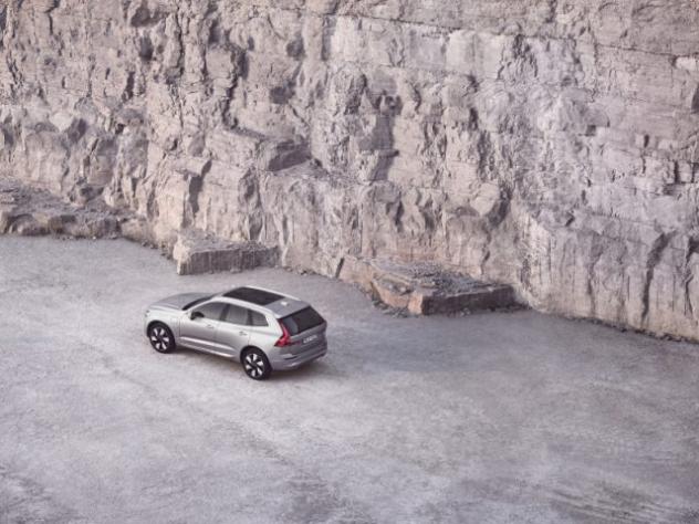 VOLVO XC60 T6 Plug-in hybrid AWD automatico Ultra Bright (2 rif. 23759767 - Foto 4