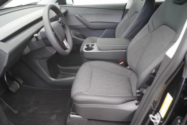 TESLA Model Y RWD Standard rif. 23703928 - Foto 10