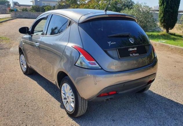 LANCIA - Ypsilon - 0.9 Twinair 85 CV 5 porte Metano Ecochic Gold - Foto 3