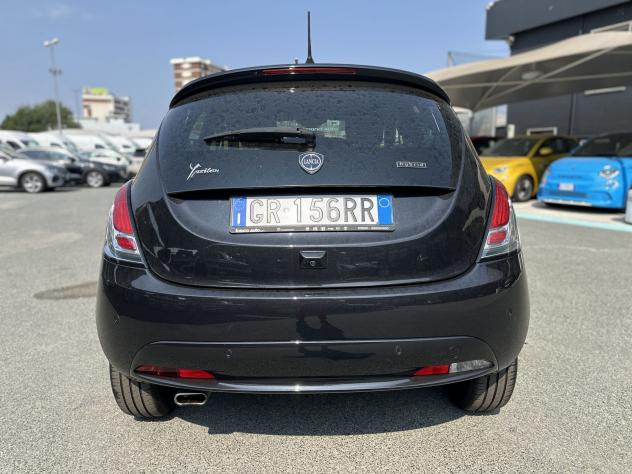 Lancia Ypsilon 1.0 FireFly 70cv Hybrid Silver - Foto 6