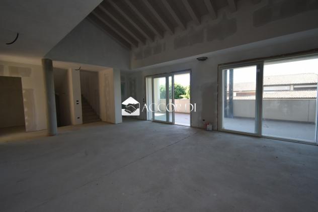 VILLA di 7 vani e di 360 mq (CONEGLIANO) rif. MM9997 - Foto 9