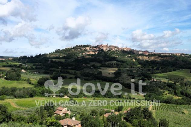 Rustico / Casale di 440 m² con più di 5 locali e box auto in vendita a Montepulciano - Foto 5