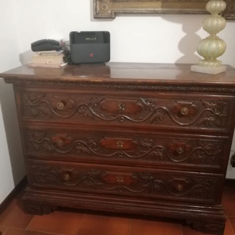 cassettiera antica