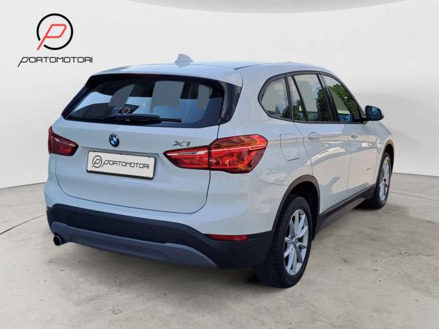 BMW X1 (F48) sDrive16d - Foto 5