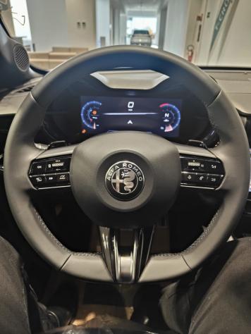 Alfa Romeo Junior Junior 1.2 145 CV Hybrid eDCT6 Speciale** - Foto 9