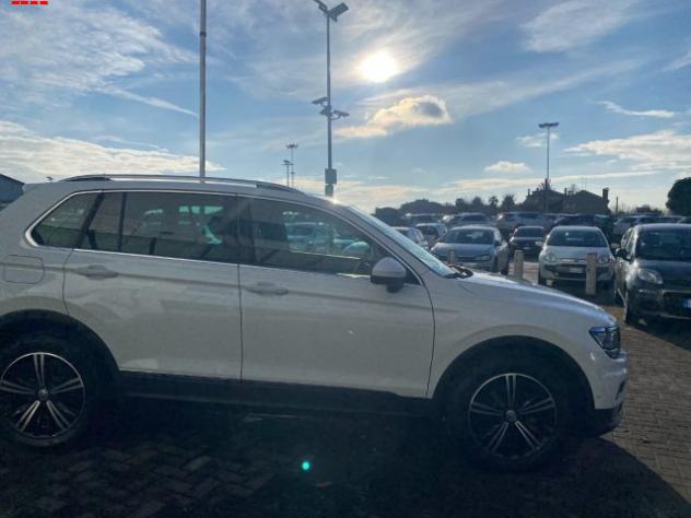 VOLKSWAGEN Tiguan 2.0 TDI SCR DSG HIGLINE BlueMotion Technology rif. 24077809 - Foto 5