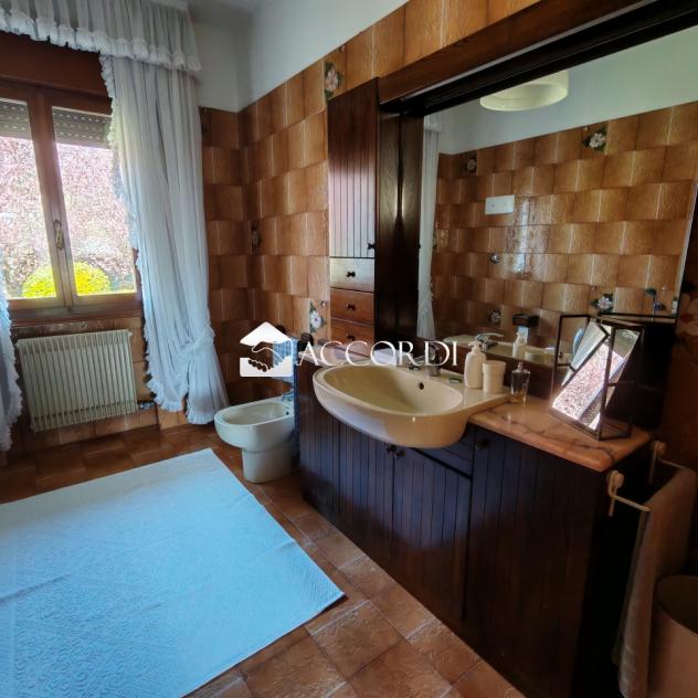 CASA INDIPENDENTE di 5 vani e di 240 mq (FONTE) rif. BL129 - Foto 14