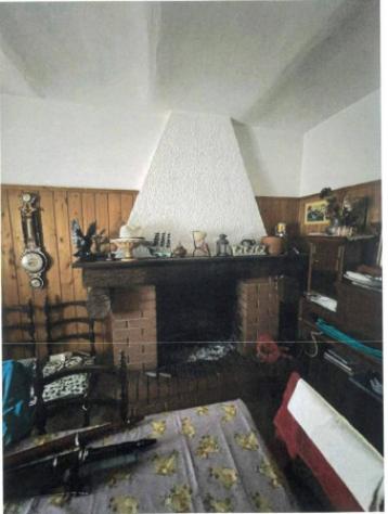 Immobile in asta di 186 m² con più di 5 locali e box auto in vendita a Motta de' Conti - Foto 9
