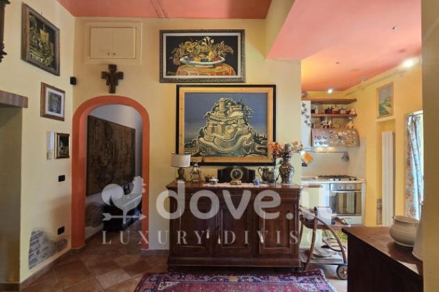 Villa di 270 m² con più di 5 locali e box auto doppio in vendita a Sarteano - Foto 20