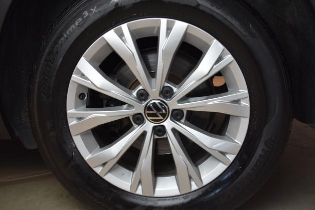 Volkswagen Tiguan 2.0 TDI 150 CV SCR DSG Life - Foto 6