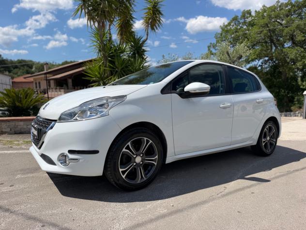 Peugeot 208 1.4 HDi 68 CV 5 porte Active - Foto 2