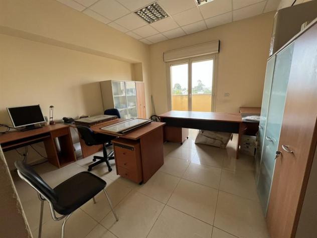 MODUGNO(BA), ZONA ARTIGIANALE, OTTIMO UFFICIO QUADRIVANI - Foto 6