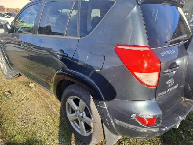 TOYOTA RAV 4 MY23 RAV4 2.2 D-4D 177 CV Luxury rif. 23321695 - Foto 3