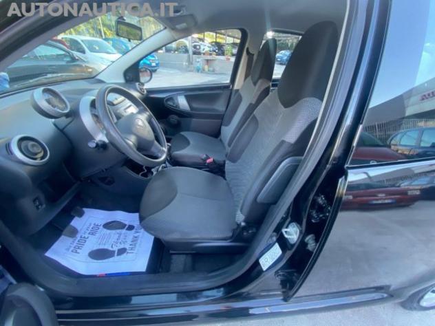 TOYOTA Aygo 1.0 12V VVT-i 5 porte ACTIVE CONNECT 68cv rif. 24134257 - Foto 8