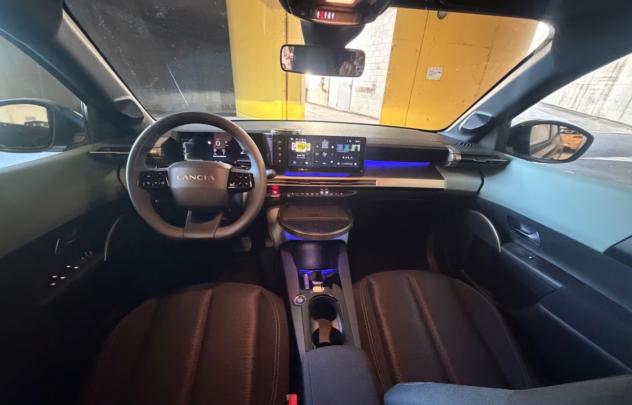 Lancia Ypsilon 1.2 mhev 110cv e-dct - Foto 9