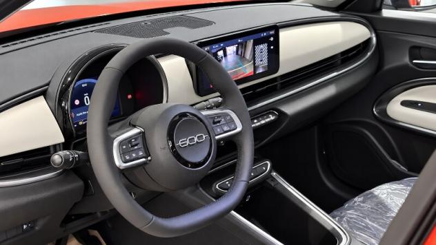 FIAT 600 (2023--) 600 Hybrid 110 CV DCT MHEV La Prima - Foto 4