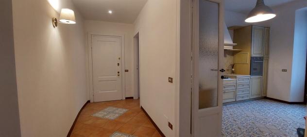MONZA CENTRO - Prestigioso appartamento in casa d'epoca con posto auto - Foto 3