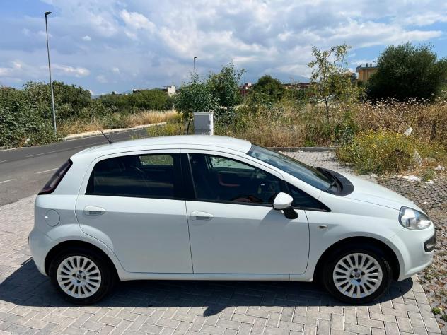 Fiat Punto Evo 1.3MLJT 150000KM FULL CHIAMA 2010 - Foto 4