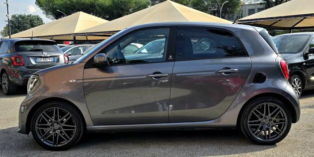Smart ForFour 0.9 t Brabus Xclusive 109cv twinamic my18 - Foto 7
