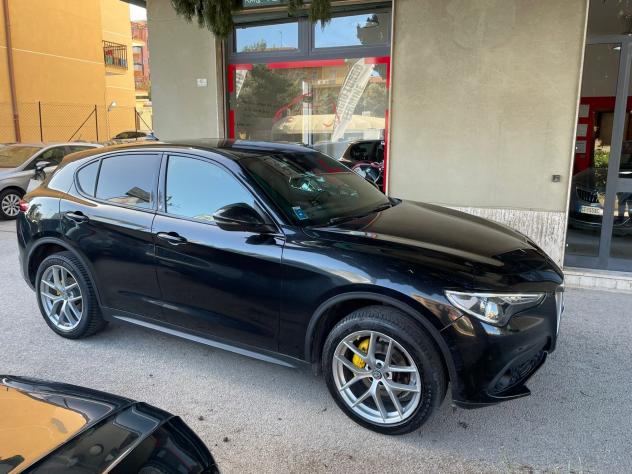 Alfa Romeo Stelvio 2.2 Turbodiesel 180 CV AT8 RWD Super - Foto 7