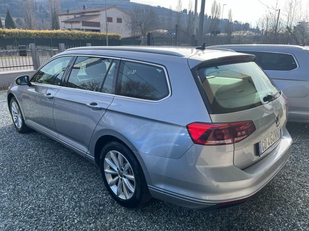 Volkswagen Passat Variant 2.0 TDI SCR EVO DSG Business 04/2021 - Foto 8