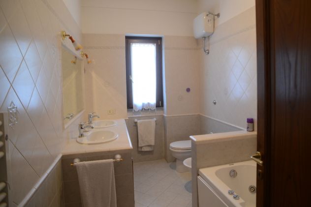 Trevignano Romano – Un'Esclusiva Tenuta sul Lago - Foto 6