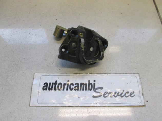 0K55272310D CHIUSURA SERRATURA PORTA POSTERIORE DESTRA KIA CARNIVAL 2.9 D 106KW AUT 5P (2003) RICAMBIO USATO