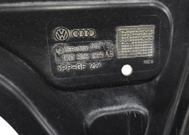 RIPARO SOTTO MOTORE AUDI A3 Serie (8P1) 1K0825237AB BKC Diesel 1900 (0508) - Foto 13
