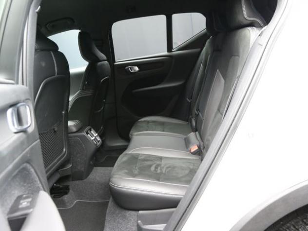 VOLVO XC40 B4 197AWD Geartronic R-design rif. 24059054 - Foto 8