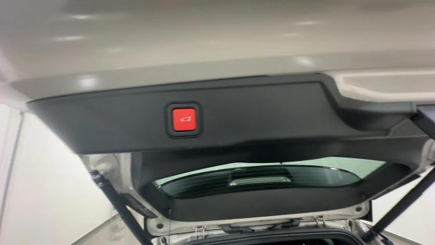 Jeep Avenger e-Hybrid 1.2 MHEV e-Hybrid Turbo Summit #tettoapribile #keyless #portellone - Foto 8
