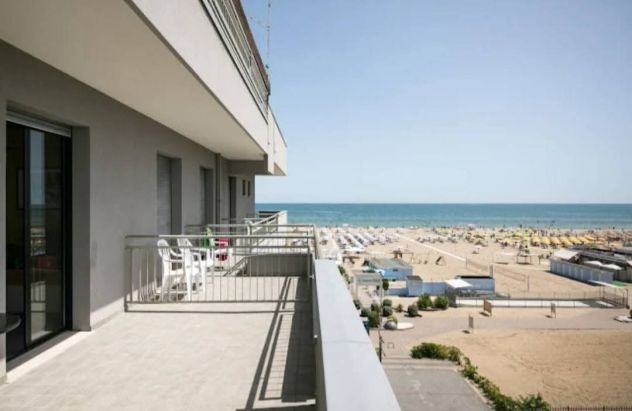 RIMINI vendo Hotel 44 camere sulla spiaggia - Foto 6