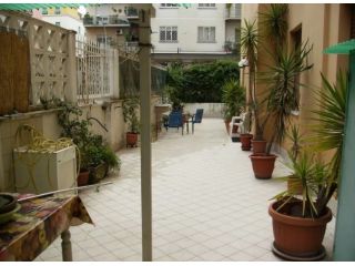 PORTA FURBA -STANZE IN APPARTAMENTO CON GIARDINO