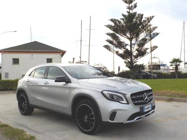 Mercedes-benz GLA 200 d Business - Foto 3