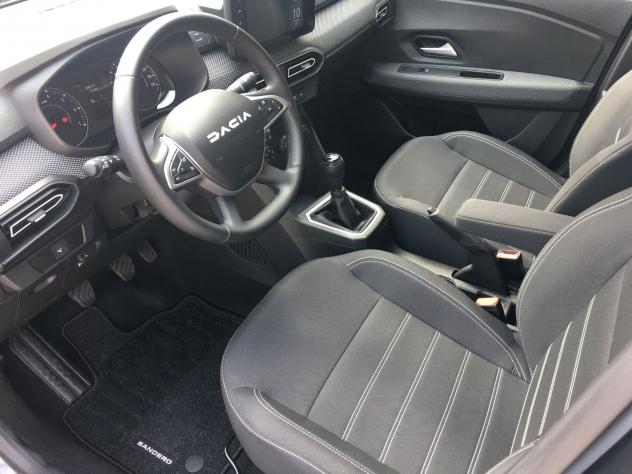 Dacia Sandero 1.0 TCe STREETWAY EXPRESSION IVA TOTALMENTE DEDUCIBILE - Foto 9