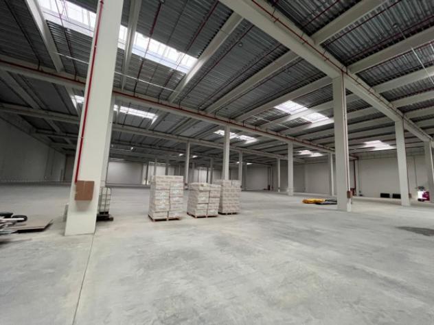 Immobile di 11000 m² con più di 5 locali in affitto a Romano di Lombardia - Foto 14